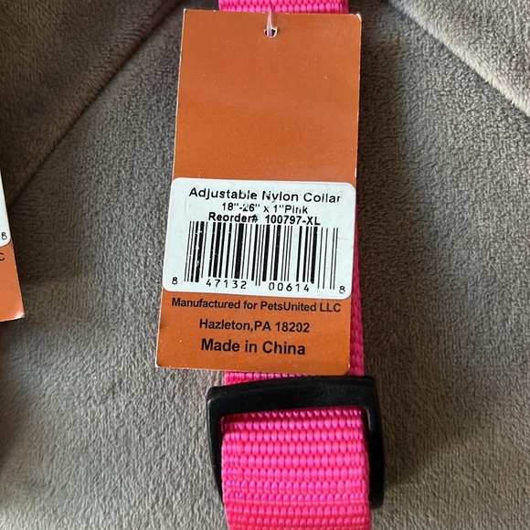 Adjustable 18-26” Pink Nylon Dog Collar - Picture 3 of 3